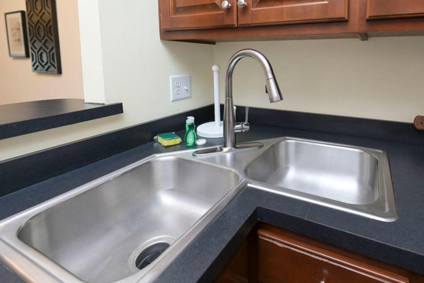 Cozy 2Br Home Near Ft Jackson Колумбия Екстериор снимка